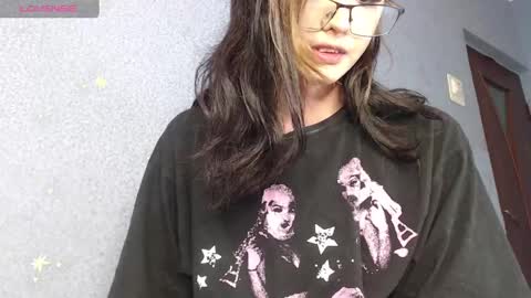 CorneliaLia inst  online show from 01/27/25, 07:24