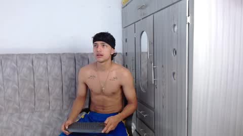 alex online show from 04/09/26, 08:47