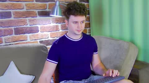 Alex online show from 05/25/26, 11:49