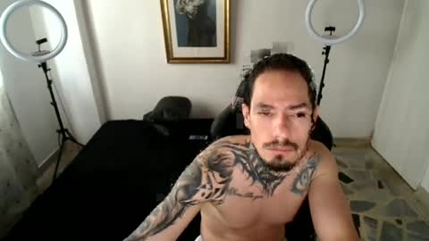 Snapshot of alex_orionjs chatting on 06/16/26, 02:19 Alex OrionJS online show from 06/16/26, 02:19