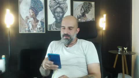 Alex Saints online show from 05/04/26, 10:17