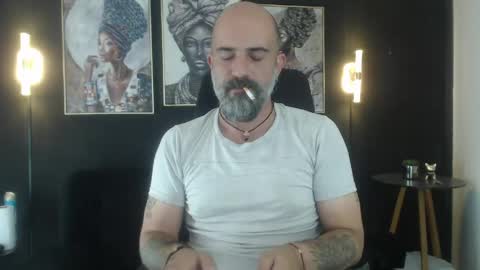 Alex Saints online show from 05/05/26, 01:19