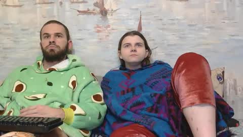 Alex and Sarah online show from 02/06/26, 12:15