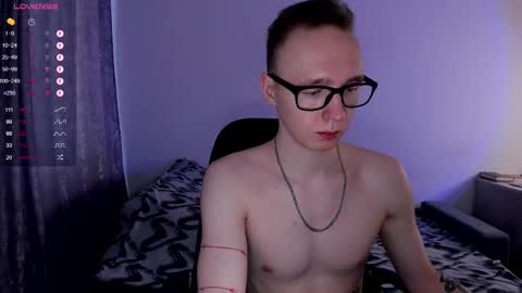 alex_silent online show from 03/11/25, 01:12