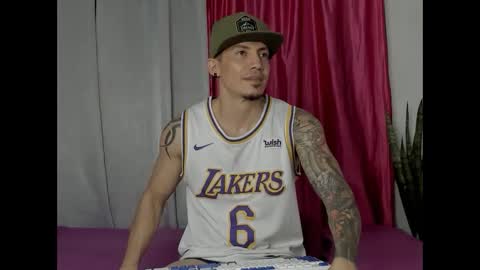 alex_sthorm online show from 12/31/24, 03:01