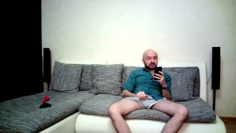 Alex and Tobey online show from 02/18/26, 04:30