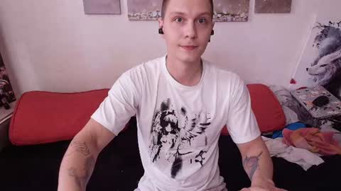 Alex WandHot online show from 06/16/26, 06:38