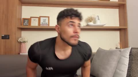 Snapshot of alex_wolf05 chatting on 02/24/26, 05:11 alex_wolf05 online show from 02/24/26, 05:11