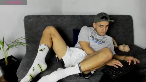 Snapshot of alex_woll11 chatting on 09/22/25, 07:21 Alex Woll online show from 09/22/25, 07:21