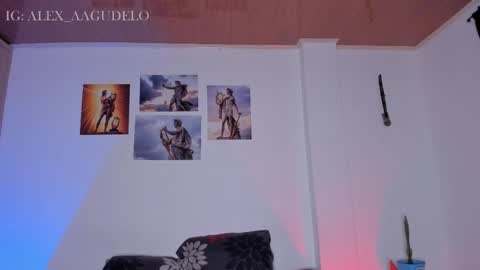 x   online show from 09/22/25, 09:06