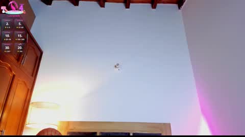 alexa_cortes23 online show from 10/30/25, 11:11