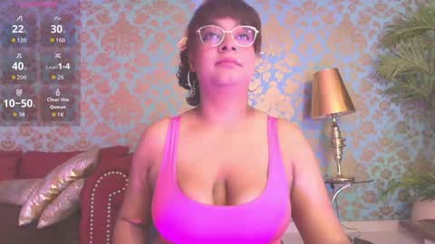 Snapshot of alexa_cruz__ chatting on 04/13/26, 11:37 Alexa online show from 04/13/26, 11:37