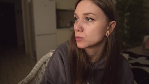 Snapshot of alexa_feels chatting on 09/20/25, 03:46 Little Duck homie online show from 09/20/25, 03:46