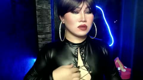 alexa_hansung online show from 10/15/25, 04:40