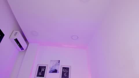 Alexa Millers online show from 02/16/25, 10:10