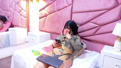 Alexandra online show from 04/07/26, 12:16