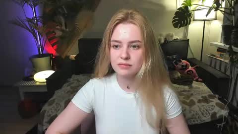 Snapshot of alexa_pirs chatting on 05/16/26, 07:56 alexa_pirs online show from 05/16/26, 07:56
