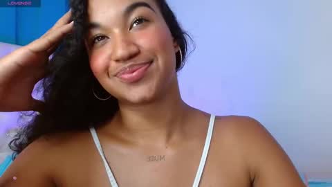 Snapshot of alexa_priincess chatting on 10/21/25, 05:57 online show from 10/21/25, 05:57