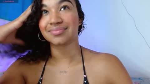 Snapshot of alexa_priincess chatting on 12/18/25, 07:09 online show from 12/18/25, 07:09