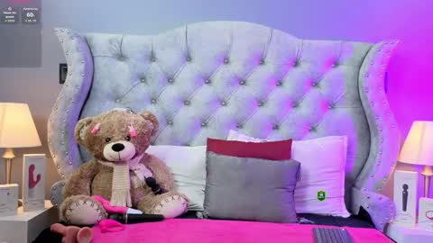 Aleza Starck online show from 05/04/26, 06:37