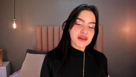 Alexa Thaylor online show from 02/05/25, 01:33