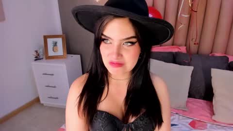 Alexa Thaylor online show from 02/21/25, 06:15