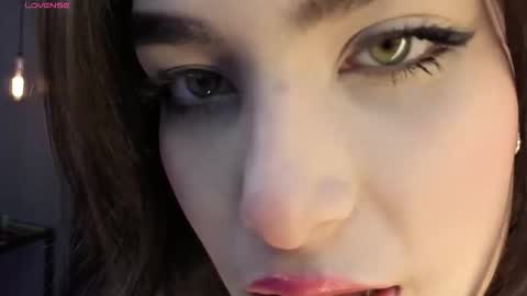 Alexa Thaylor online show from 02/11/26, 02:33