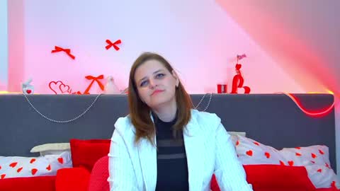 AlexaAvery online show from 07/01/26, 06:59
