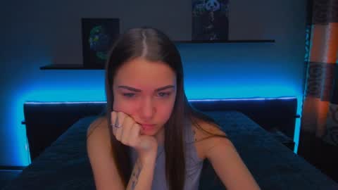 Snapshot of alexabarkley chatting on 02/06/25, 03:16 angel online show from 02/06/25, 03:16