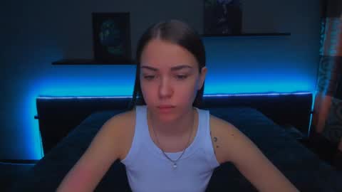 Snapshot of alexabarkley chatting on 02/07/25, 03:12 angel online show from 02/07/25, 03:12