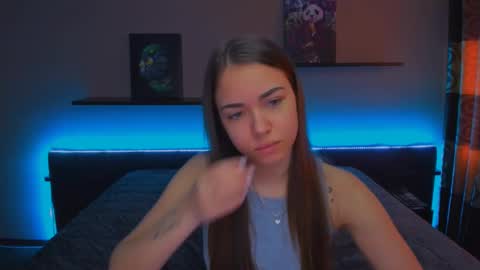 Snapshot of alexabarkley chatting on 02/17/25, 03:15 angel online show from 02/17/25, 03:15