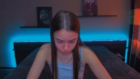 Snapshot of alexabarkley chatting on 03/03/25, 03:08 angel online show from 03/03/25, 03:08