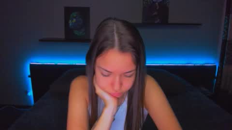 Snapshot of alexabarkley chatting on 10/16/25, 12:33 angel online show from 10/16/25, 12:33