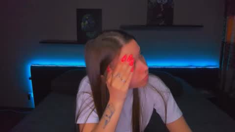 angel online show from 03/26/26, 01:22