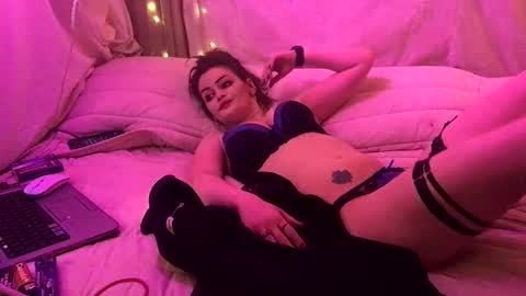 Alexablessed online show from 02/08/25, 03:52