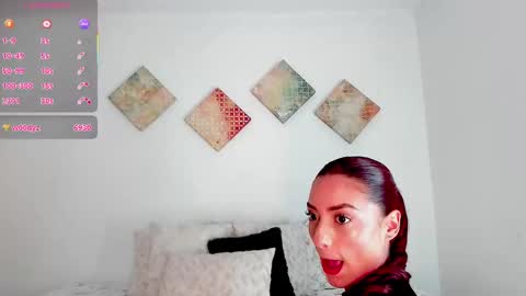 Alexandra Castillo online show from 11/08/25, 06:24