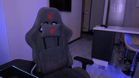 Snapshot of alexamason chatting on 02/07/25, 02:40 Alexa Mason online show from 02/07/25, 02:40