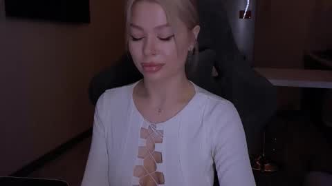 Snapshot of alexamason chatting on 11/22/25, 02:54 Alexa Mason online show from 11/22/25, 02:54