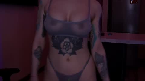 Snapshot of alexamason chatting on 02/20/26, 01:13 Alexa Mason online show from 02/20/26, 01:13