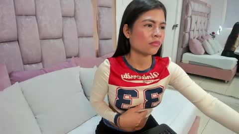 alexamoonn online show from 04/30/26, 06:03