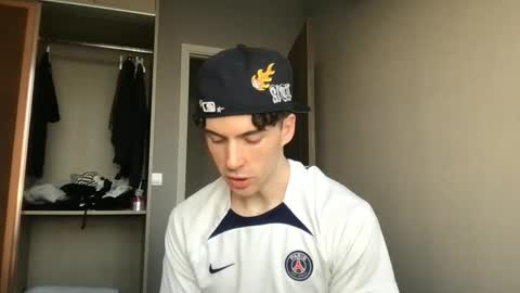 Snapshot of alexander0_ chatting on 03/02/26, 11:06 Alexander online show from 03/02/26, 11:06