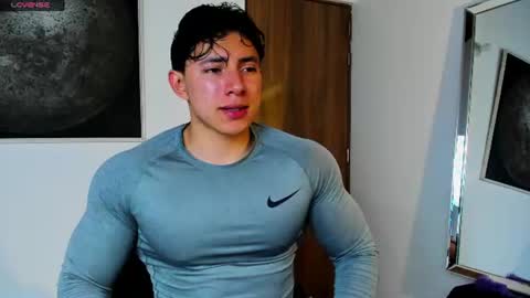 Snapshot of alexander_classy chatting on 07/06/26, 01:35 Alex online show from 07/06/26, 01:35