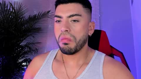 Snapshot of alexander_diiaz chatting on 09/16/25, 12:50 Alexander Diaz online show from 09/16/25, 12:50