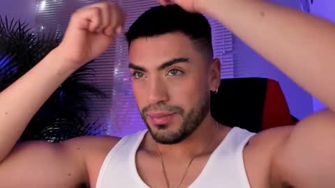 Snapshot of alexander_diiaz chatting on 09/17/25, 11:56 Alexander Diaz online show from 09/17/25, 11:56