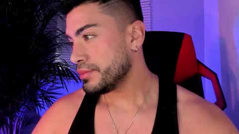 Snapshot of alexander_diiaz chatting on 09/26/25, 02:21 Alexander Diaz online show from 09/26/25, 02:21