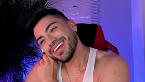 Snapshot of alexander_diiaz chatting on 09/27/25, 01:38 Alexander Diaz online show from 09/27/25, 01:38