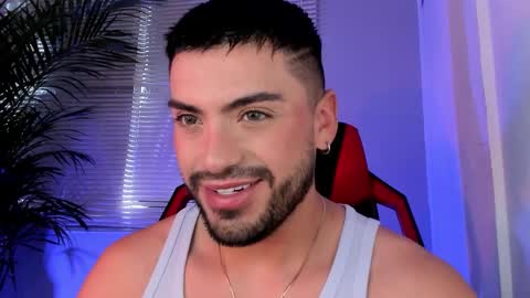 Snapshot of alexander_diiaz chatting on 10/04/25, 12:58 Alexander Diaz online show from 10/04/25, 12:58