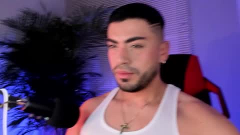 Snapshot of alexander_diiaz chatting on 10/06/25, 10:45 Alexander Diaz online show from 10/06/25, 10:45