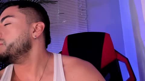 Snapshot of alexander_diiaz chatting on 10/11/25, 11:42 Alexander Diaz online show from 10/11/25, 11:42