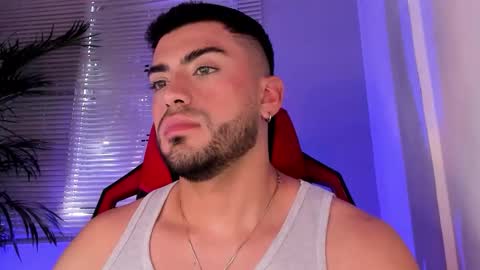 Snapshot of alexander_diiaz chatting on 10/21/25, 03:46 Alexander Diaz online show from 10/21/25, 03:46